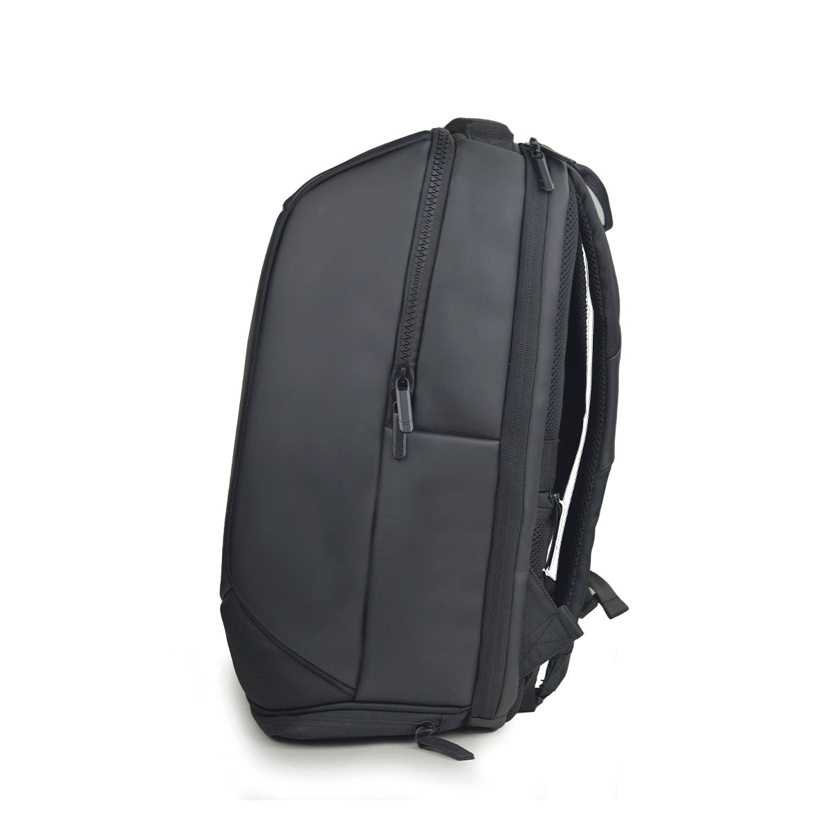 THE HOUSS'E OF CREA Powerhouse Backpack - Premium Corporate Gifting Solution, 22 Liters Capacity, Fits Up to 15.6-Inch Laptop, Stylish and Durable Design for Professionals, Ideal for Daily Commuting and Business Use