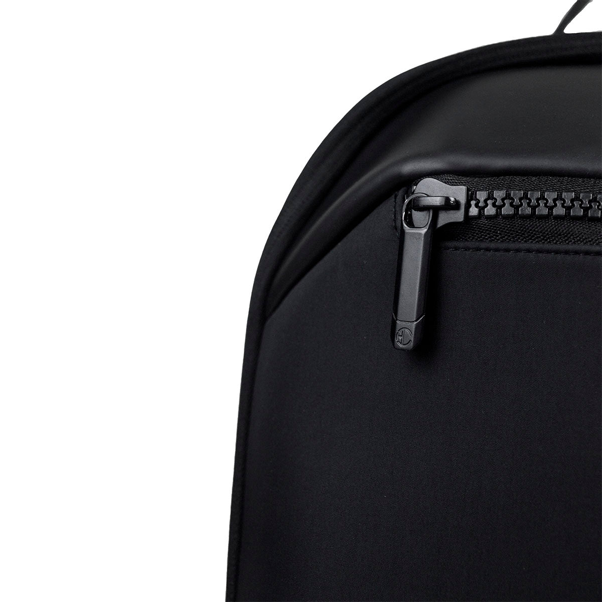 THE HOUSS'E OF CREA Gentlemen's Backpack - Elegant Corporate Gifting Solution, Fits Up to 15.6-Inch Laptop, 17 Liters Capacity, Stylish and Functional Design for Professionals, Perfect for Business Meetings and Daily Commutes